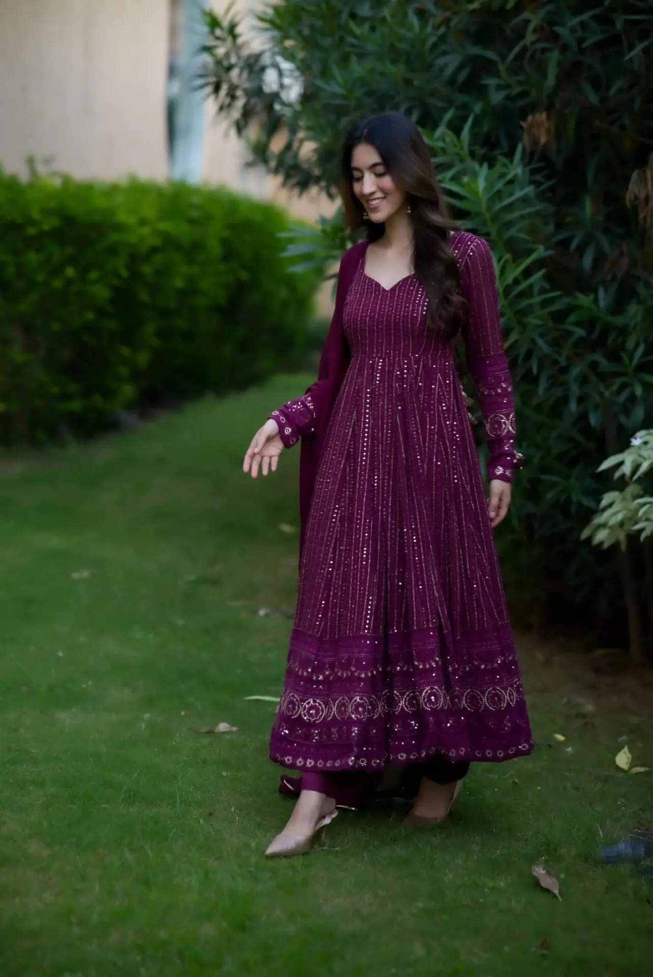Nayra Purple Embroidered Suit Set - Image 3