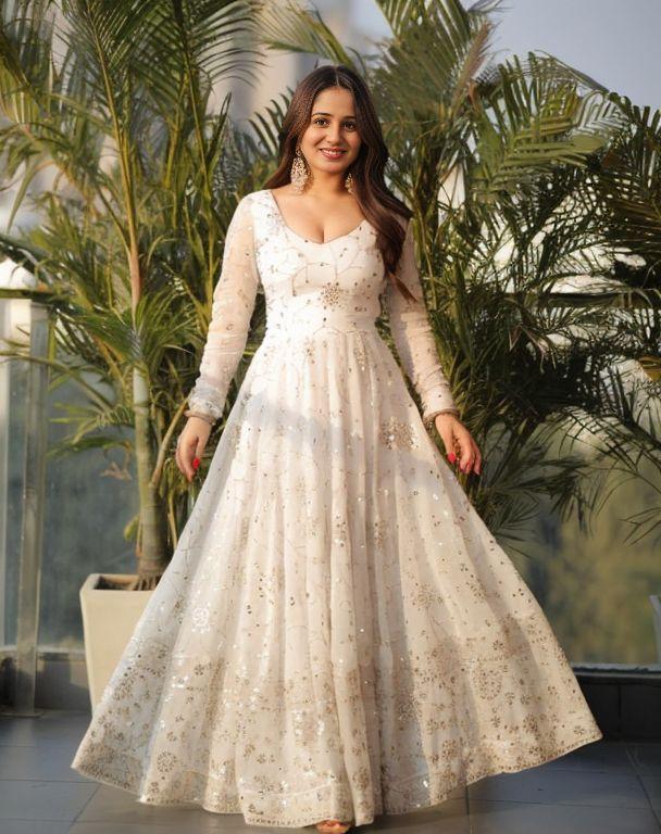 White Colored Heavy Embroidered Anarkali Suit Set - Image 3